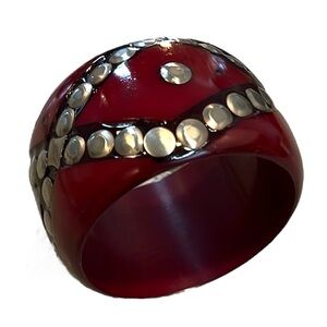 ANTIKA COLLECTION STUDDED WOODEN CHUNKY BANGLE BRACELET NEW IN PACKAGE